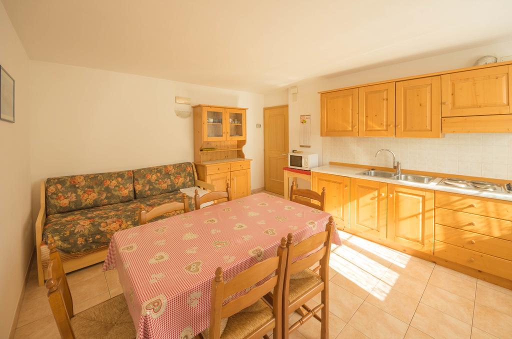 Residence Meridiana Andalo Buitenkant foto