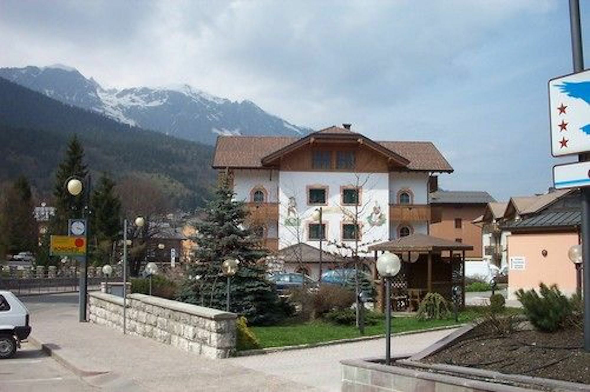 Residence Meridiana Andalo Buitenkant foto